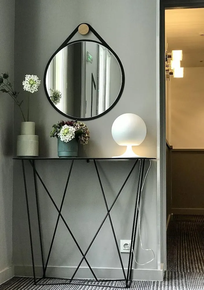 Le Basile Hotel Paris Fransa