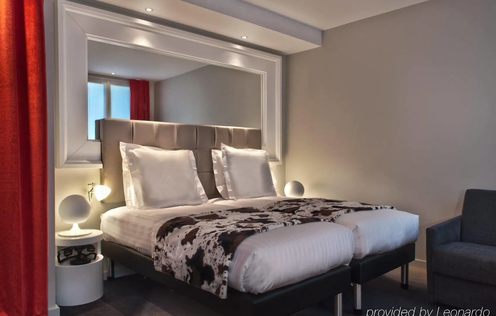 ****  Le Basile Hotel Paris Fransa