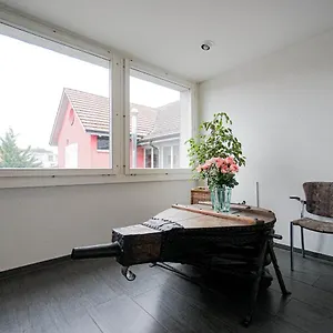 Centra Zurich 3*, Bassersdorf İsviçre